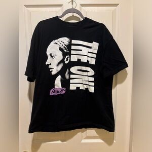 Paige Bueckers Graphic Tee